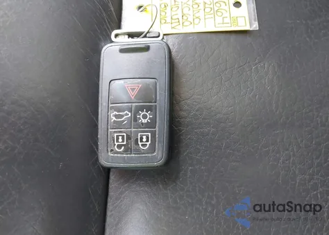 2011 Volvo Xc60 T6/T6 R-Design from USA, damaged, VIN YV4902DZ7B2151207